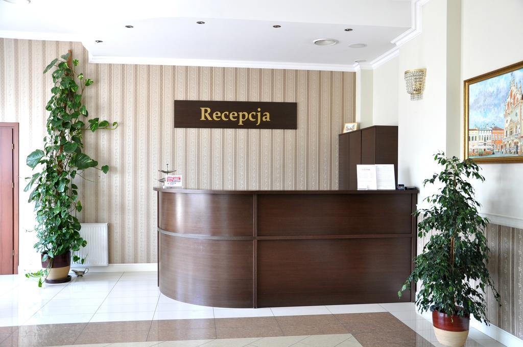 Hotel Korona Rzeszów Εξωτερικό φωτογραφία